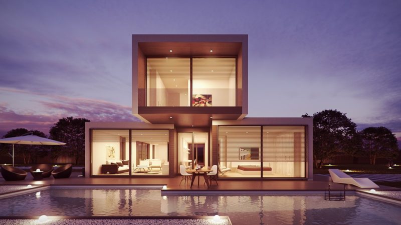 grande maison avec piscine