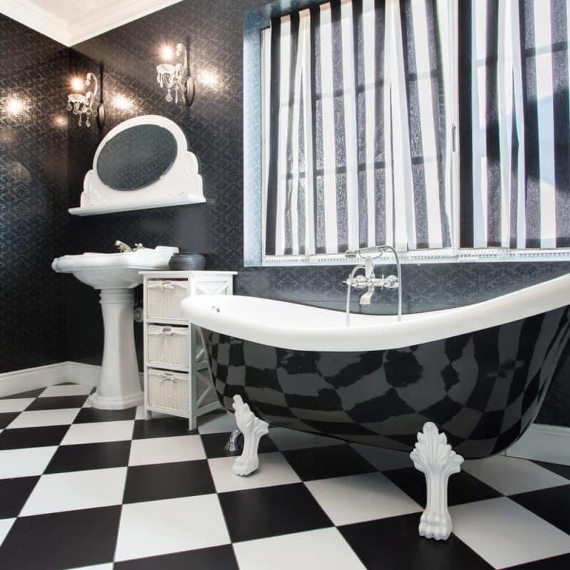 salle de bain retro et moderne