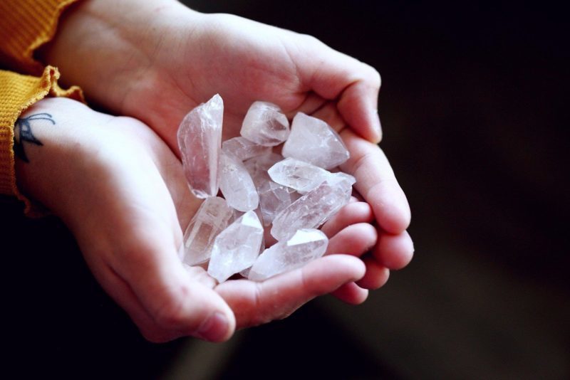 pierres naturelles brute et polie