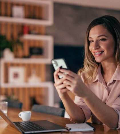 Young woman, sending a good morning message.