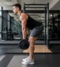 découvrez les deadlifts roumains expliqués en détail pour mieux comprendre cet exercice clé, améliorer votre technique et maximiser vos résultats en musculation.